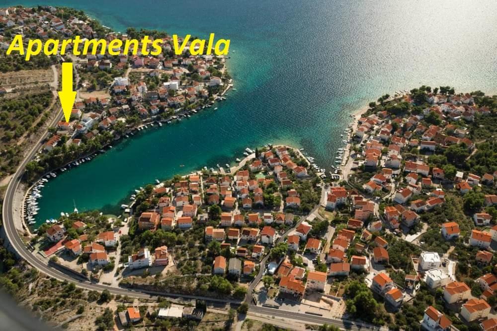 Apartments Vala Zaboric - With Boat Mooring Экстерьер фото